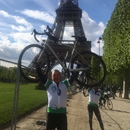 Mark Payne Cycles from Bristol to Paris